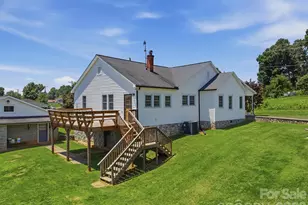 2401 Lail Rd, Morganton, NC 28655 - Photo 2