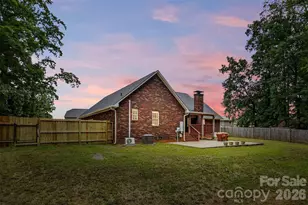 4403 Hubbard Rd, Charlotte, NC 28269 - Photo 22