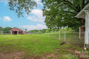 1143 W Stage Coach Trail, Lawndale, NC 28090 - Photo 34
