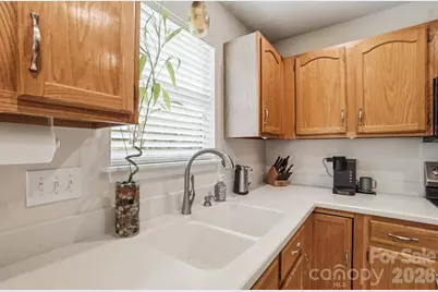 6000 Carriage Oaks Drive, Charlotte, NC 28262 - Photo 14