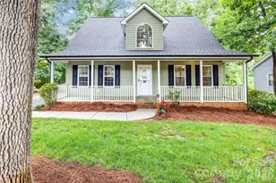302 Skyland Ct, Mount Gilead, NC 27306 - Photo 2