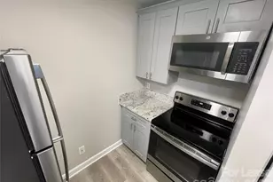 415 W 10th St, Charlotte, NC 28202 - Photo 10