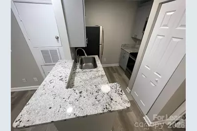415 W 10th Street #1B, Charlotte, NC 28202 - Photo 6