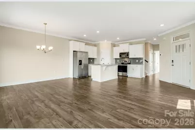 124 Creekview Road, Hendersonville, NC 28791 - Photo 4