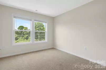 124 Creekview Road, Hendersonville, NC 28791 - Photo 14