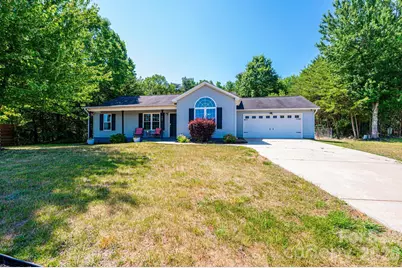 205 Winding Cedar Drive, Statesville, NC 28677 - Photo 2