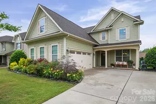 17516 Austins Creek Dr, Charlotte, NC 28278 - Photo 2