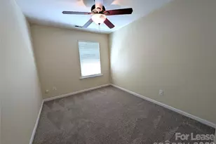 4283 Glenlea Commons Dr, Charlotte, NC 28216 - Photo 16
