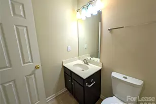 4283 Glenlea Commons Dr, Charlotte, NC 28216 - Photo 18