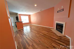 4283 Glenlea Commons Dr, Charlotte, NC 28216 - Photo 8