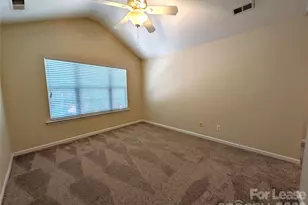 4283 Glenlea Commons Dr, Charlotte, NC 28216 - Photo 10