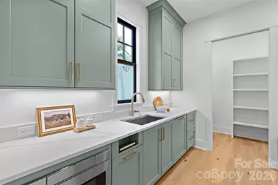 2425 Lola Avenue, Charlotte, NC 28205 - Photo 24