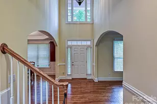 7513 Meadowgate Ln, Waxhaw, NC 28173 - Photo 4
