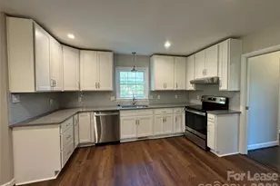 1002 S Main St, Mount Holly, NC 28120 - Photo 6