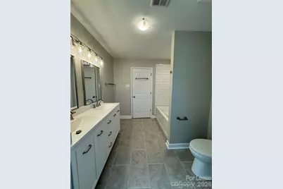 1002 S Main Street, Mount Holly, NC 28120 - Photo 12
