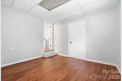 6308 Covecreek Drive, Charlotte, NC 28215 - Photo 16