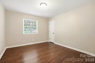 6308 Cove Creek Dr, Charlotte, NC 28215 - Photo 26