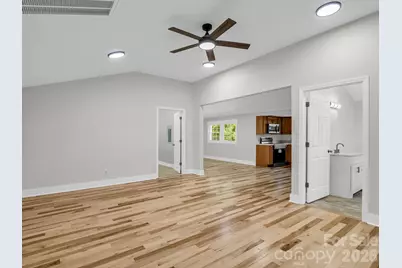 5923 N Highway 14 None, Landrum, SC 29356 - Photo 4