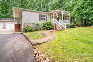 5043 Pebble Stone Rd, Maiden, NC 28650 - Photo 4