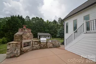2015 Pierson Dr, Lancaster, SC 29720 - Photo 2