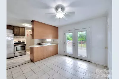 109 Oxford Street, Shelby, NC 28152 - Photo 6