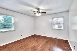 109 Oxford St, Shelby, NC 28152 - Photo 14
