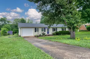 109 Oxford St, Shelby, NC 28152 - Photo 2