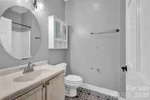 105 Queensbury Rd, Troutman, NC 28166 - Photo 14