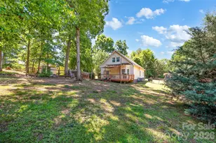 105 Queensbury Rd, Troutman, NC 28166 - Photo 26