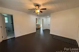 495 Armstrong Ave, Hendersonville, NC 28739 - Photo 2