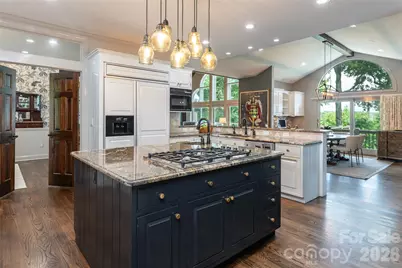 305 Piney Knoll Lane, Hendersonville, NC 28739 - Photo 18