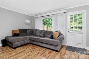4611 Hedgemore Dr, Charlotte, NC 28209 - Photo 16