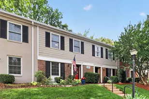 4611 Hedgemore Dr, Charlotte, NC 28209 - Photo 4
