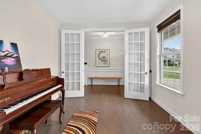 8224 Cornhill Avenue, Charlotte, NC 28277 - Photo 2