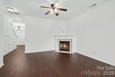 7514 Abigail Glen Drive, Charlotte, NC 28212 - Photo 4