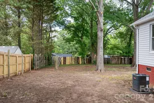 355 15th Ave NE, Hickory, NC 28601 - Photo 20