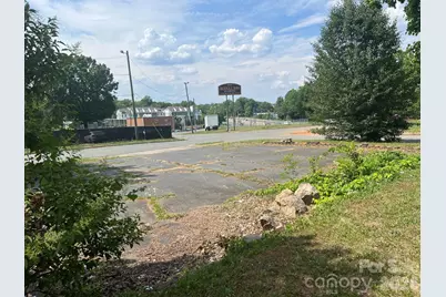 2300 E Independence Boulevard, Charlotte, NC 28205 - Photo 4