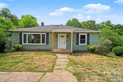 3230 12th Avenue SE, Hickory, NC 28602 - Photo 2