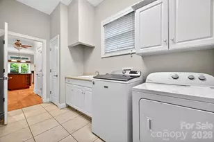 94 Oak Hollow Dr, Asheville, NC 28805 - Photo 42