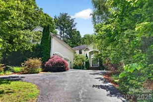 94 Oak Hollow Dr, Asheville, NC 28805 - Photo 1