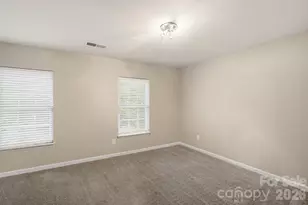 6427 Hermsley Rd, Charlotte, NC 28278 - Photo 30