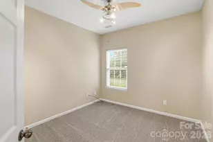 6427 Hermsley Rd, Charlotte, NC 28278 - Photo 8