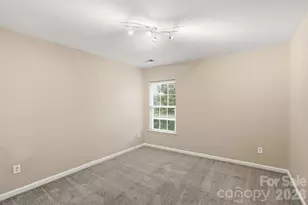 6427 Hermsley Rd, Charlotte, NC 28278 - Photo 10