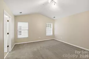 6427 Hermsley Rd, Charlotte, NC 28278 - Photo 12
