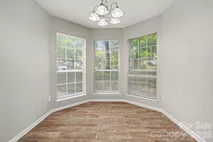 9001 Louvaine Dr, Charlotte, NC 28227 - Photo 10