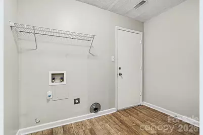 9001 Louvaine Drive, Charlotte, NC 28227 - Photo 14
