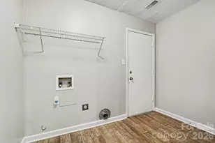 9001 Louvaine Dr, Charlotte, NC 28227 - Photo 14