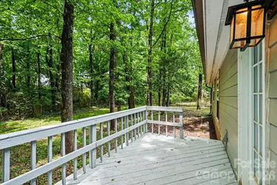 9001 Louvaine Drive, Charlotte, NC 28227 - Photo 18