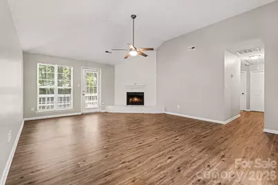 9001 Louvaine Drive, Charlotte, NC 28227 - Photo 4