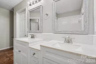 9001 Louvaine Dr, Charlotte, NC 28227 - Photo 16